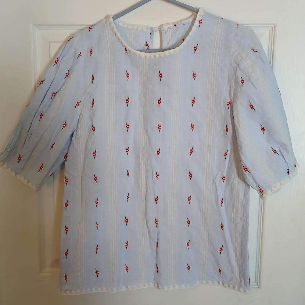 Floral Embroidered Women's Blouse - Light Blue